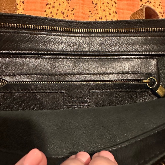 Madewell zip top medium transport tote - black and brown leather - Picture 7 of 13